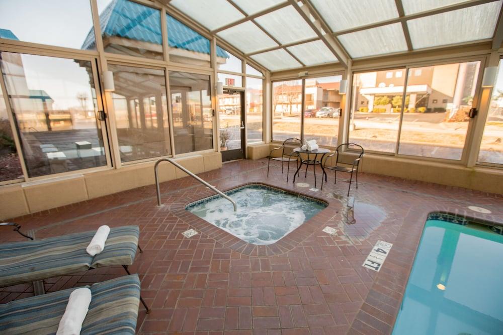 Econo Lodge Inn & Suites Joplin Ngoại thất bức ảnh