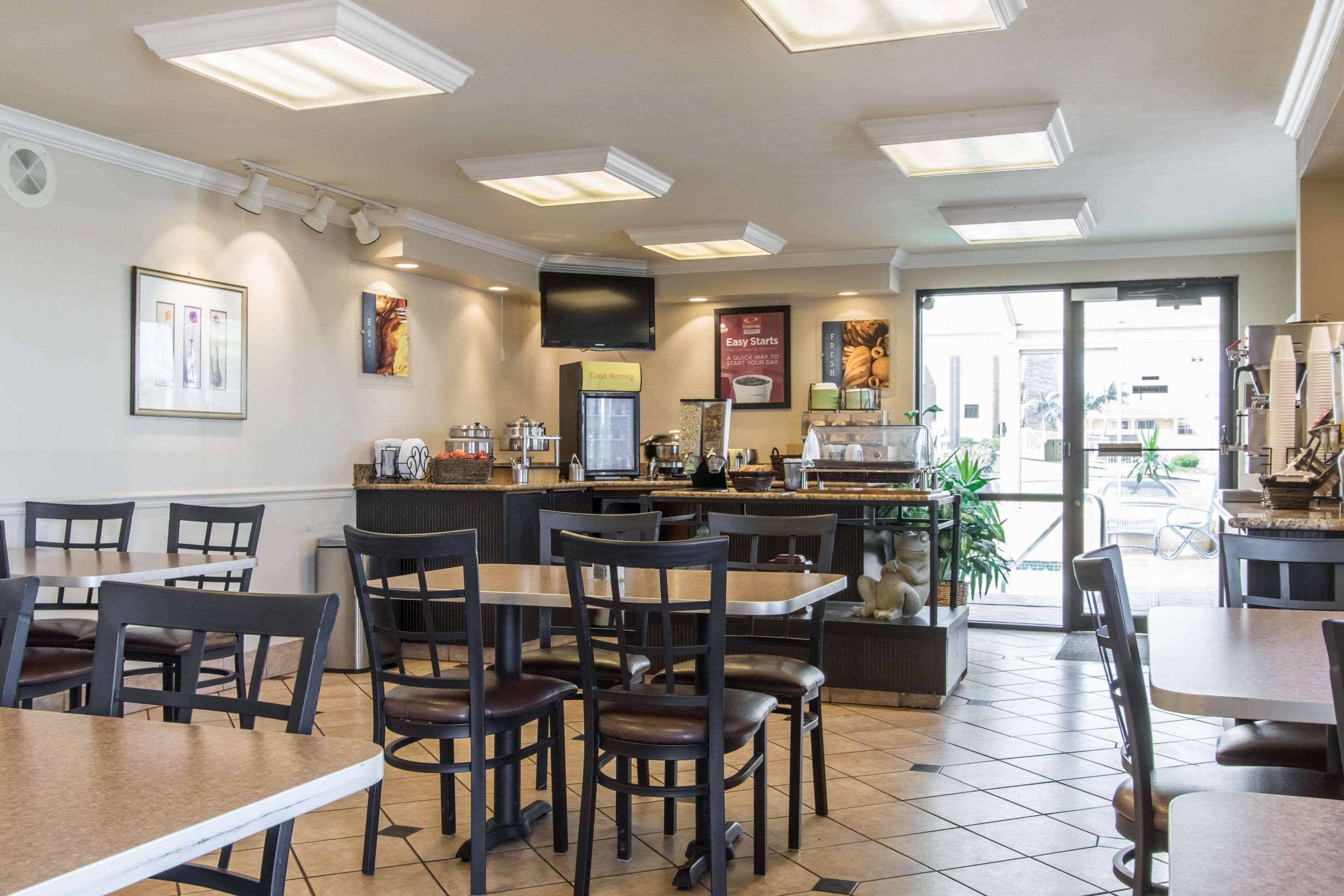 Econo Lodge Inn & Suites Joplin Ngoại thất bức ảnh