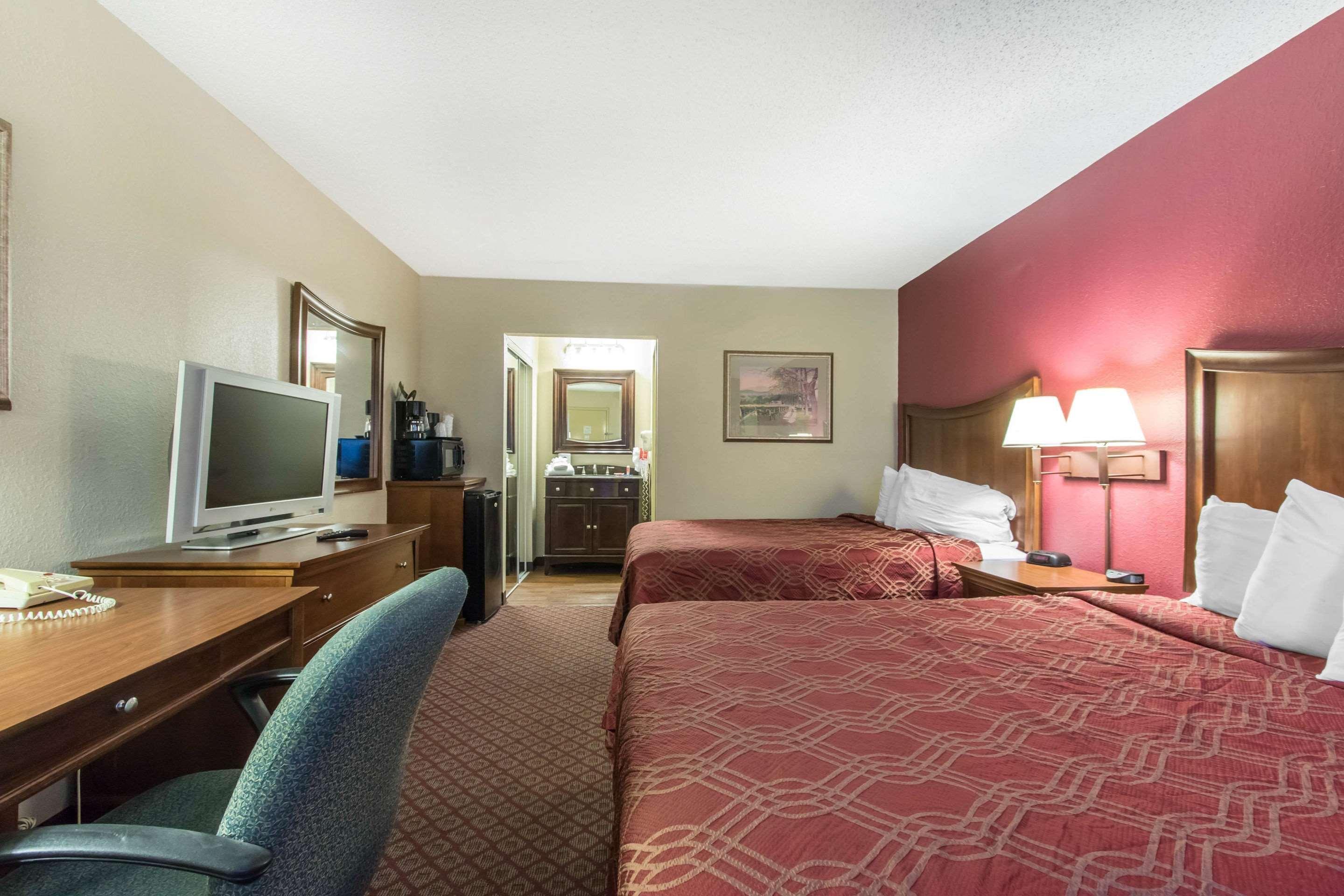 Econo Lodge Inn & Suites Joplin Ngoại thất bức ảnh