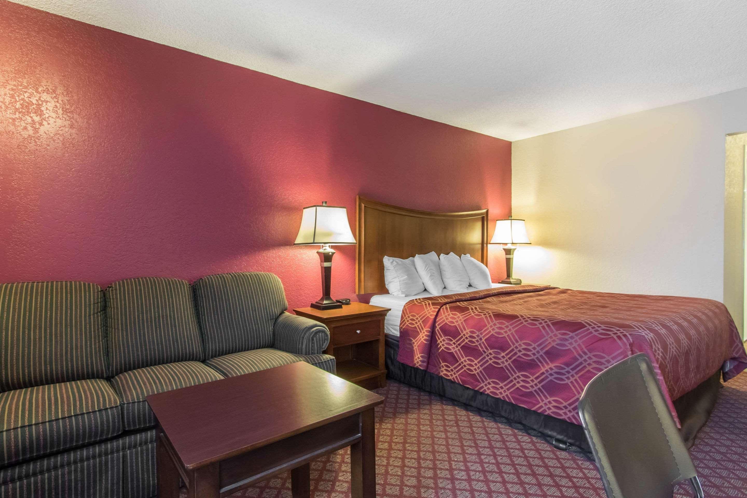 Econo Lodge Inn & Suites Joplin Ngoại thất bức ảnh