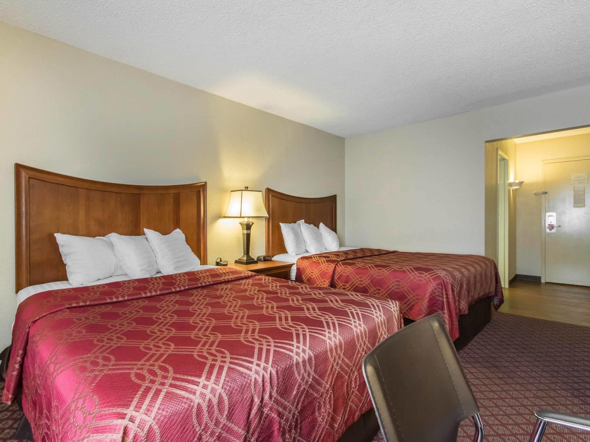 Econo Lodge Inn & Suites Joplin Ngoại thất bức ảnh